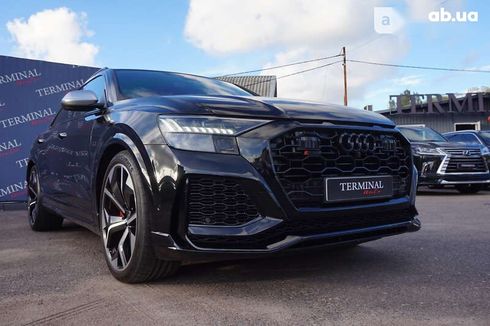 Audi RS Q8 2023 - фото 9