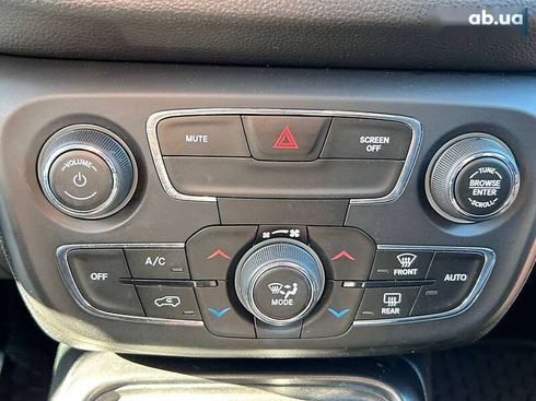 Jeep Compass 2017 - фото 25