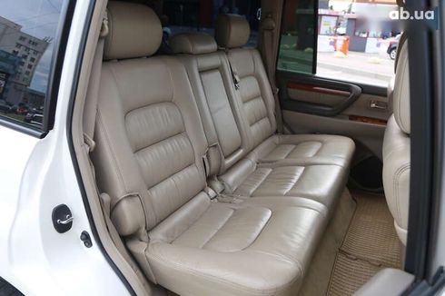 Lexus LX 2005 - фото 11