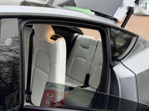 Tesla Model Y 2024 - фото 15
