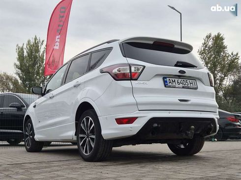 Ford Kuga 2017 - фото 19
