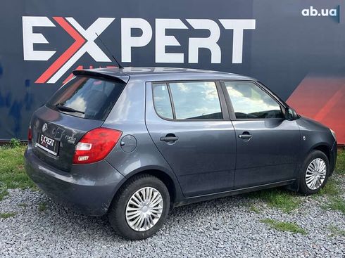 Skoda Fabia 2008 - фото 3
