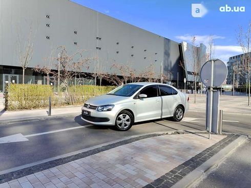 Volkswagen Polo 2012 - фото 11