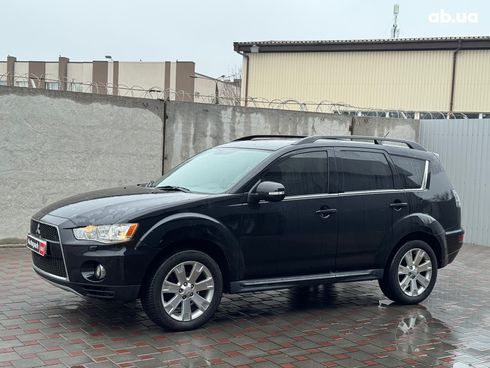 Mitsubishi Outlander XL 2011 черный - фото 2