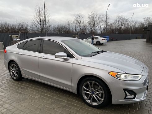 Ford Fusion 2018 серебристый - фото 20