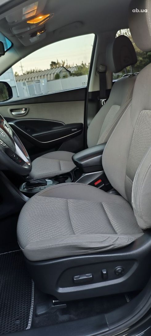 Hyundai Grand Santa Fe 2017 черный - фото 13