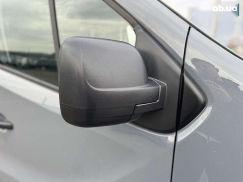 Renault Trafic 2020 - фото 30