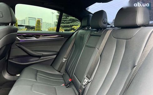 BMW 5 серия 2018 - фото 24