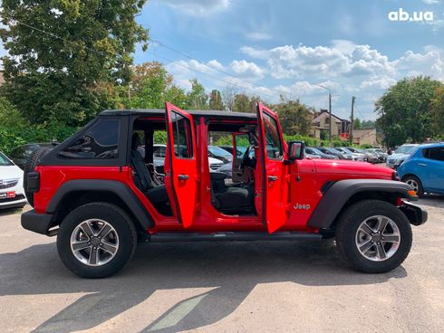 Jeep Wrangler 2019 красный - фото 5