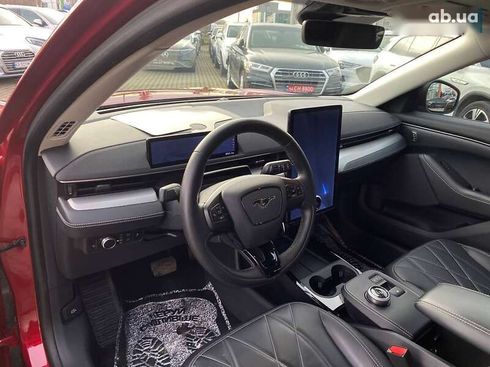 Ford Mustang Mach-E 2022 - фото 11