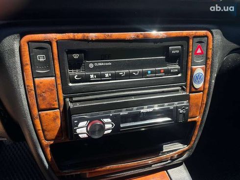 Volkswagen Passat 2000 - фото 20