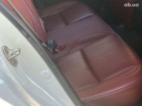 Mazda 3 2021 белый - фото 33