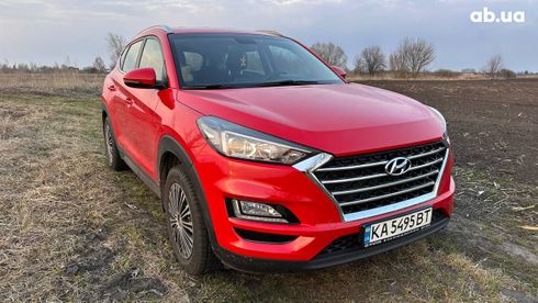 Hyundai Tucson 2020 красный - фото 7