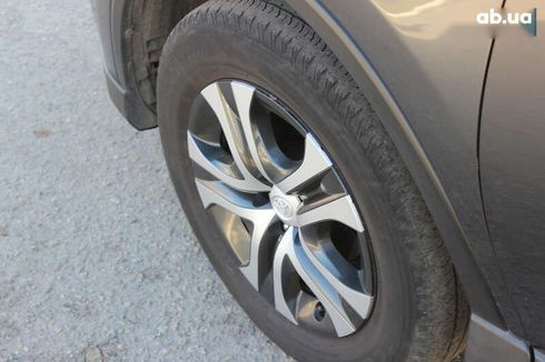 Toyota RAV4 2016 - фото 11