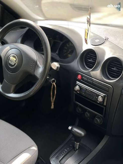 SEAT Cordoba 2003 - фото 14