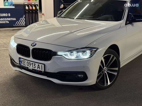 BMW 3 серия 2018 - фото 4