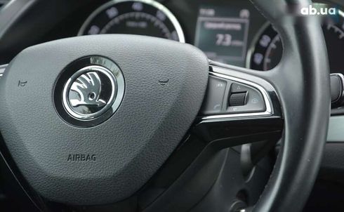 Skoda Superb 2015 - фото 25