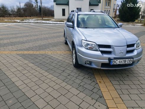 Mitsubishi Outlander 2008 серебристый - фото 11