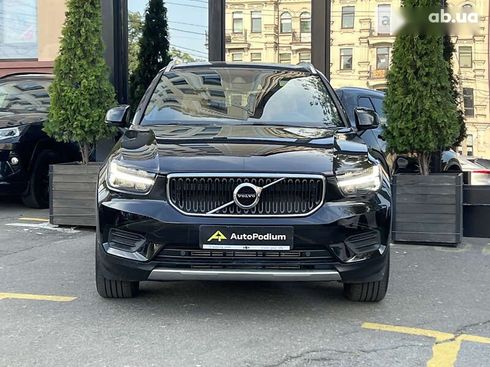 Volvo XC40 2020 - фото 3