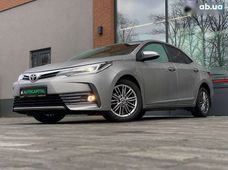 Купити Toyota бу в Києві - купити на Автобазарі