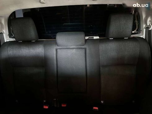 Toyota Hilux 2016 - фото 29
