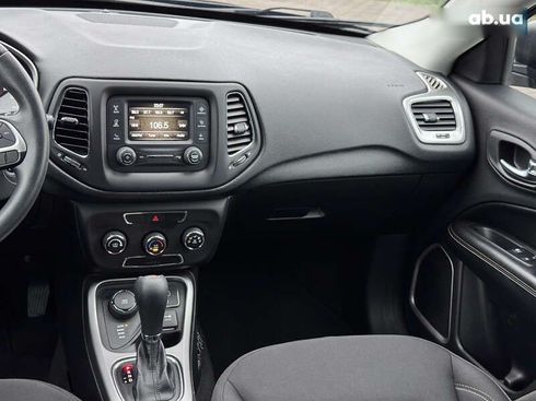 Jeep Compass 2018 - фото 24