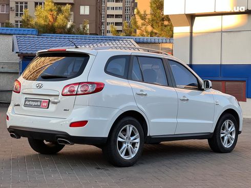 Hyundai Santa Fe 2011 белый - фото 8