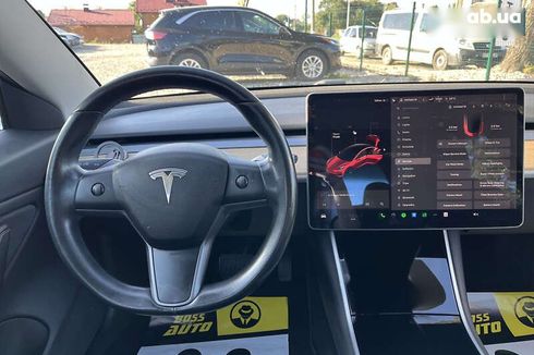 Tesla Model 3 2019 - фото 24
