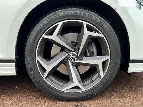 Volkswagen Passat 2021 - фото 18