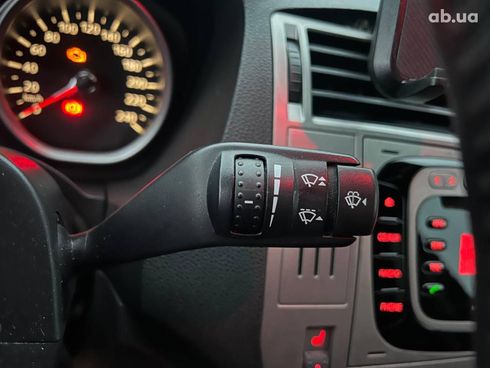 Ford Kuga 2011 черный - фото 25