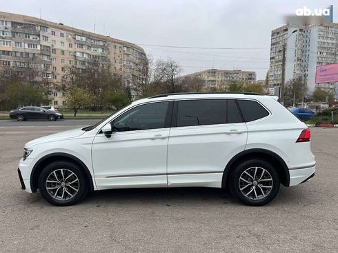 Volkswagen Tiguan 2018 - фото 11