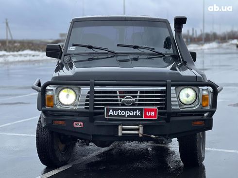 Nissan Patrol 1996 черный - фото 22