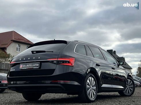 Skoda Superb 2021 - фото 8