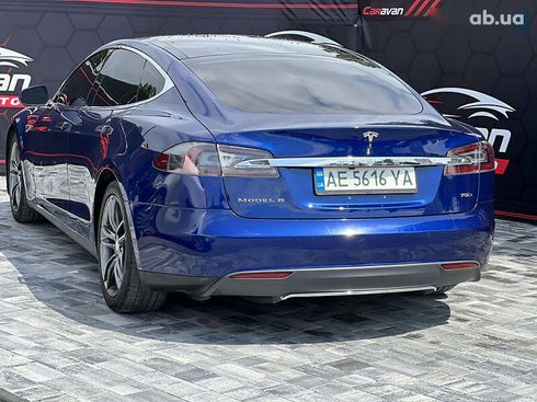Tesla Model S 2016 - фото 12