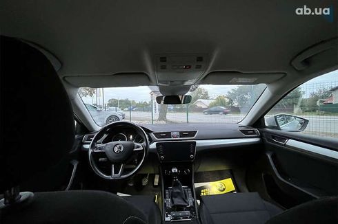 Skoda Superb 2019 - фото 23