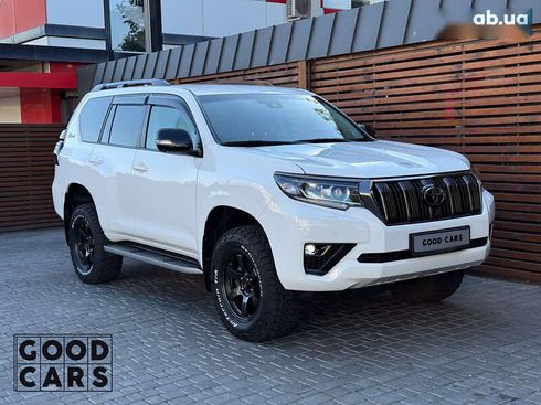 Toyota Land Cruiser Prado 2021 - фото 9