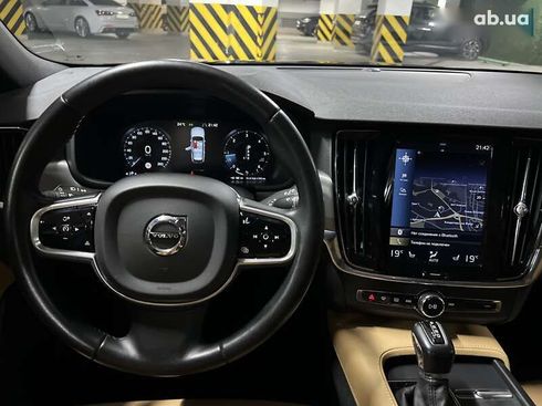 Volvo V90 2017 - фото 29