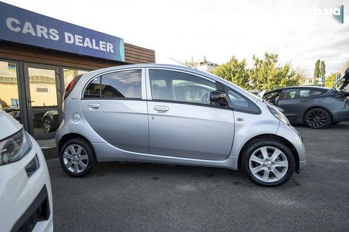 Peugeot iOn 2017 - фото 5