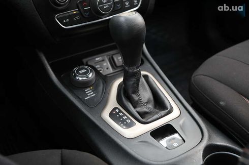 Jeep Cherokee 2016 - фото 18