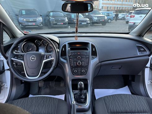 Opel astra j 2014 белый - фото 24