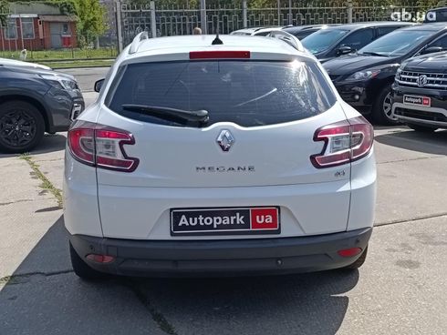 Renault Megane 2010 белый - фото 6