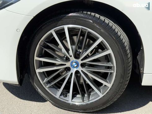 BMW 5 серия 2020 - фото 9