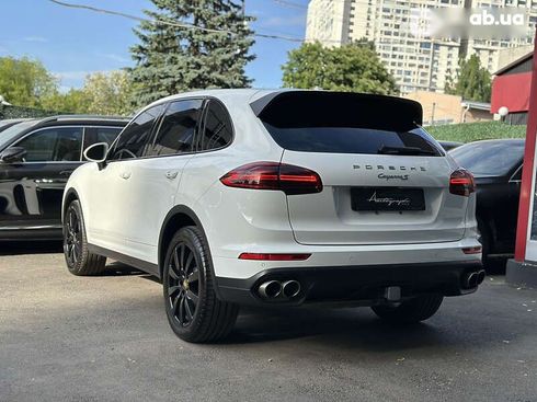 Porsche Cayenne 2017 - фото 7