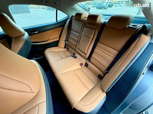 Lexus IS 2013 - фото 17