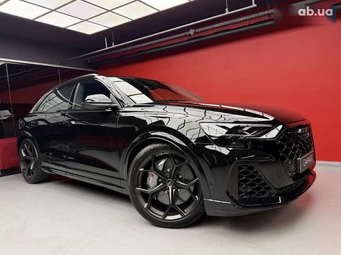 Audi RS Q8 2025 - фото 9