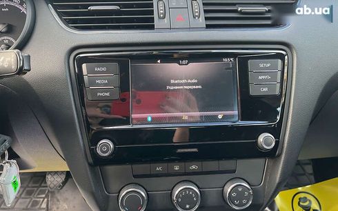 Skoda Octavia 2019 - фото 13