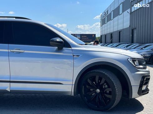 Volkswagen Tiguan 2020 серый - фото 4