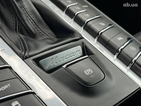 Porsche Macan 2020 серый - фото 24
