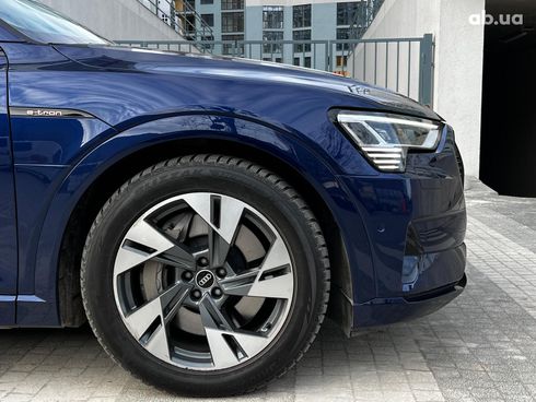 Audi E-Tron 2021 синий - фото 6