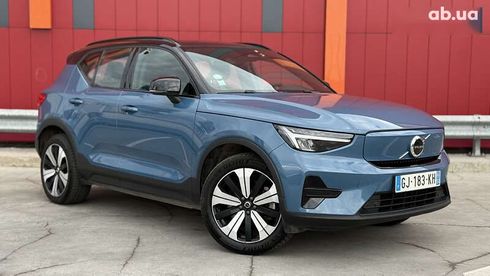Volvo XC40 2022 - фото 8